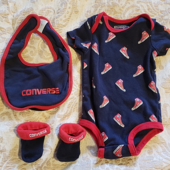 converse newborn baby clothes